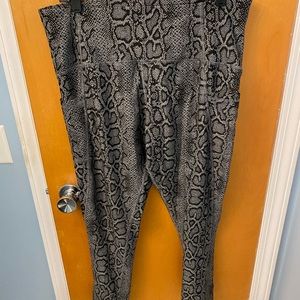 Women’s c9 high waisted leggings